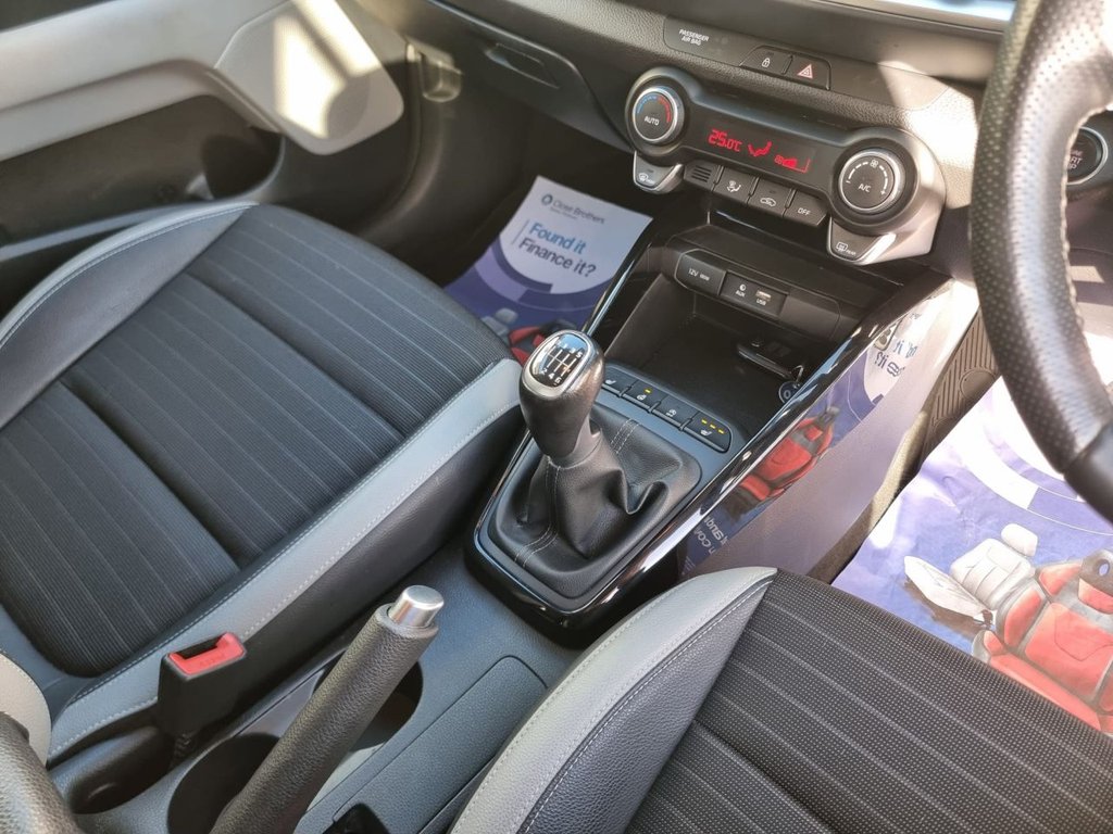 Used Kia Stonic 2018 for sale - 76509981: Photo 20