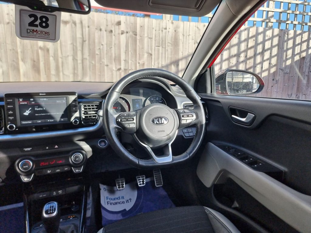 Used Kia Stonic 2018 for sale - 76509981: Photo 24