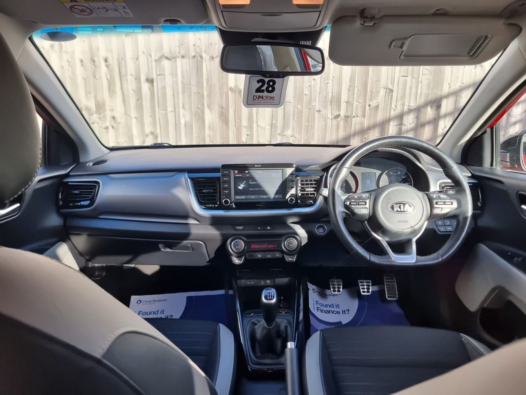 Used Kia Stonic 2018 for sale - 76509981: Photo 7