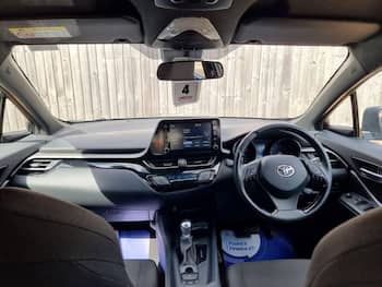 Used Toyota C-HR 2023 for sale - 79022924: Photo