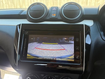 Used Suzuki Swift 2021 for sale - 78377281: Photo