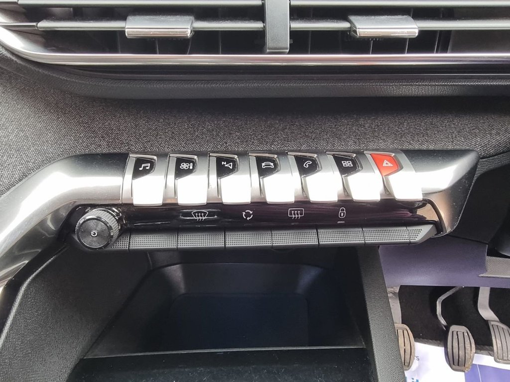 Used Peugeot 3008 2018 for sale - 75896650: Photo 35