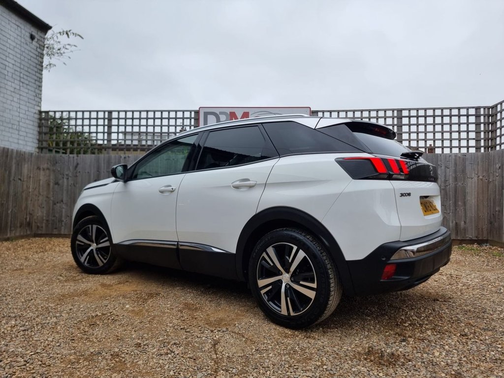 Used Peugeot 3008 2018 for sale - 75896650: Photo 4
