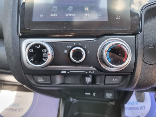 Used Honda Jazz 2017 for sale - 74318719: Photo 34