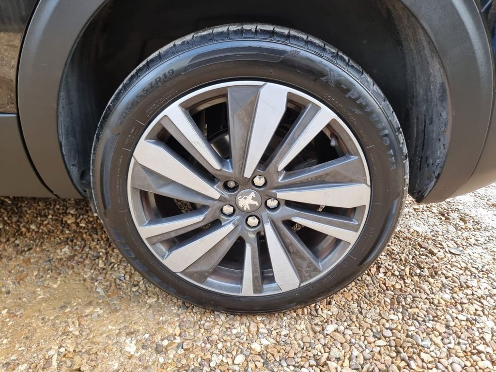 Used Peugeot 5008 2018 for sale - 76496465: Photo 40