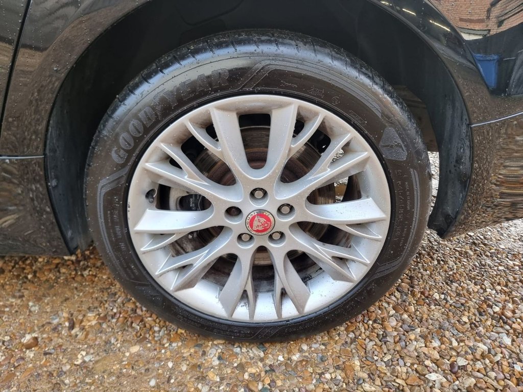 Used Jaguar XF 2014 for sale - 75559476: Photo 43