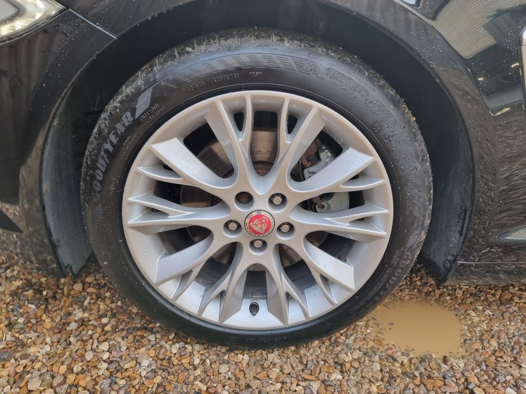 Used Jaguar XF 2014 for sale - 75559476: Photo 45