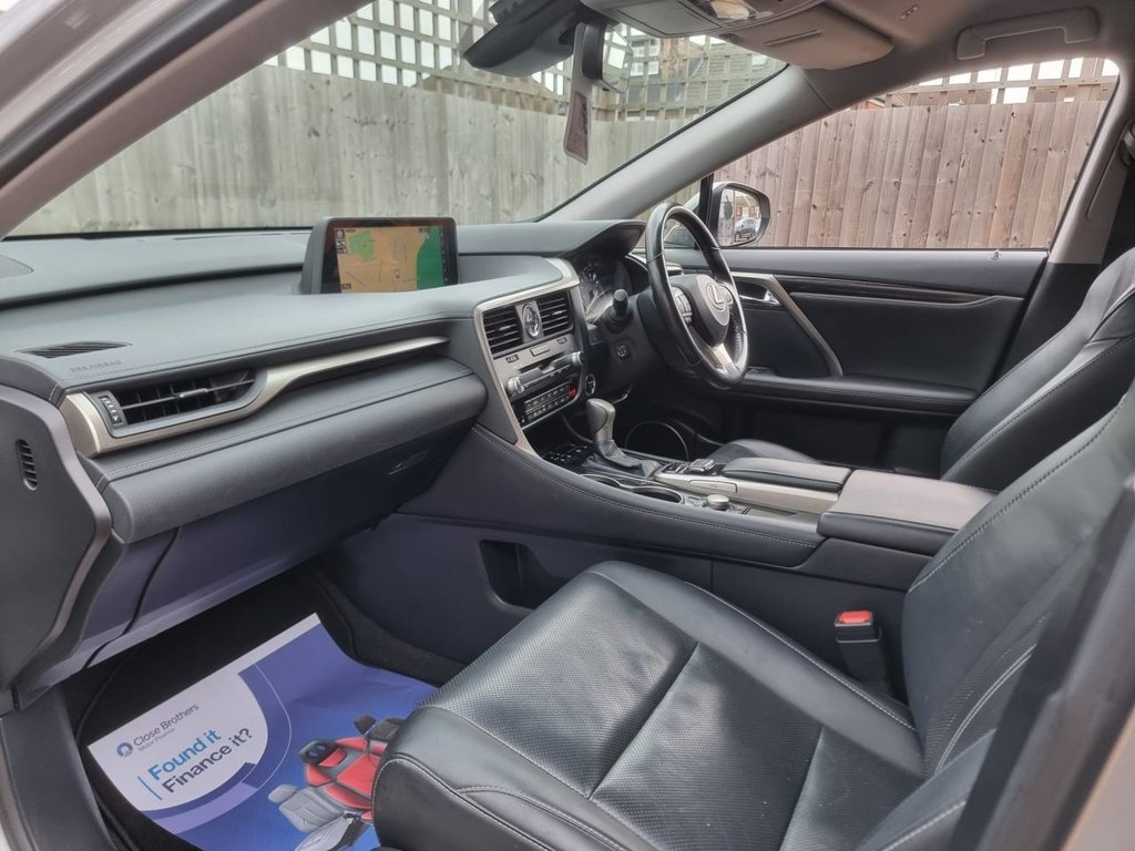 Used Lexus RX 2017 for sale - 76767978: Photo 8