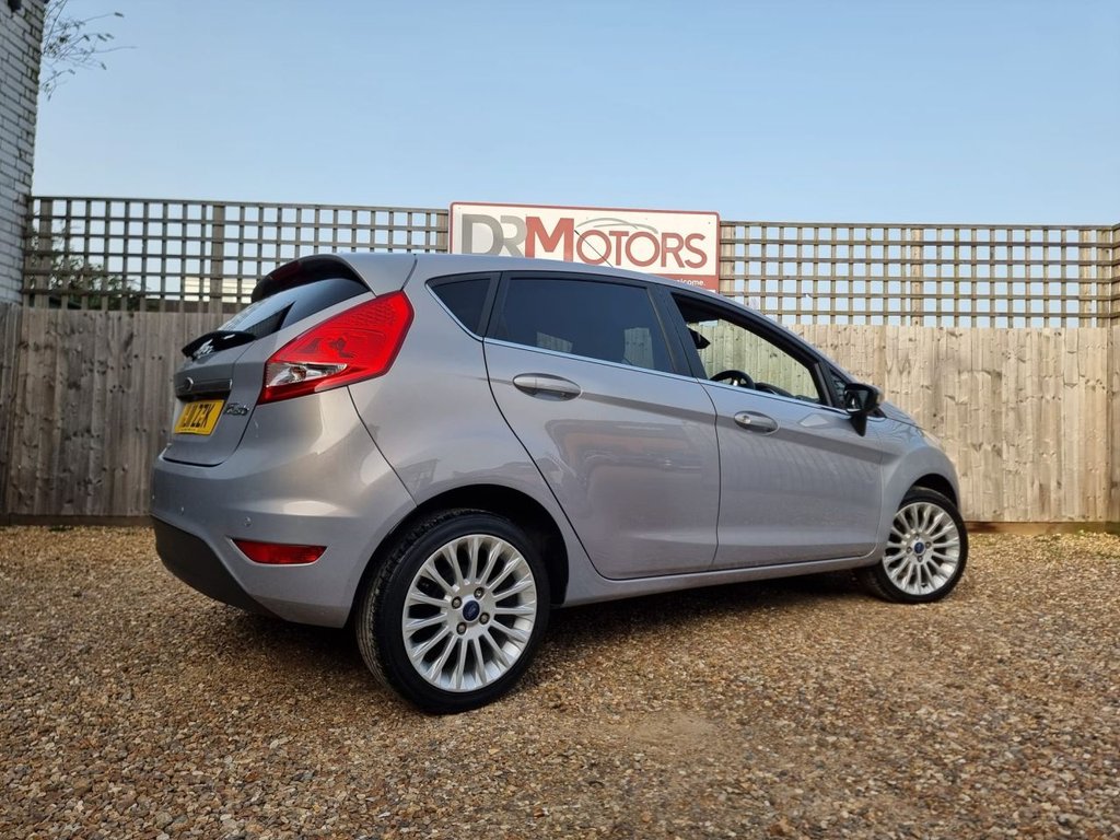 Used Ford Fiesta 2011 for sale - 77521540: Photo 24