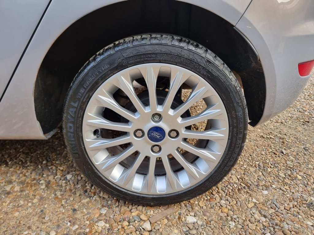 Used Ford Fiesta 2011 for sale - 77521540: Photo 48