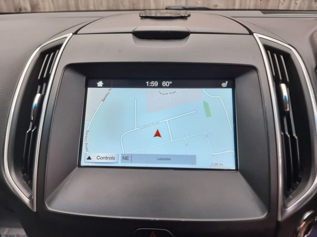 Used Ford Edge 2018 for sale - 76496300: Photo 3