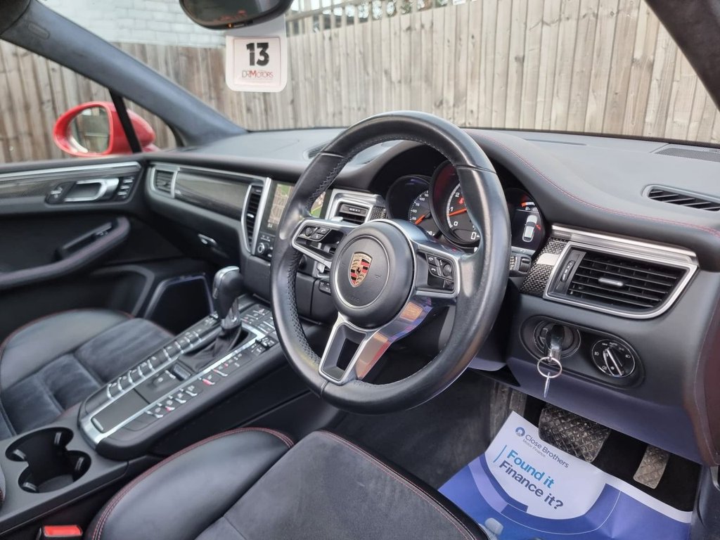 Used Porsche Macan 2017 for sale - 77394308: Photo 2