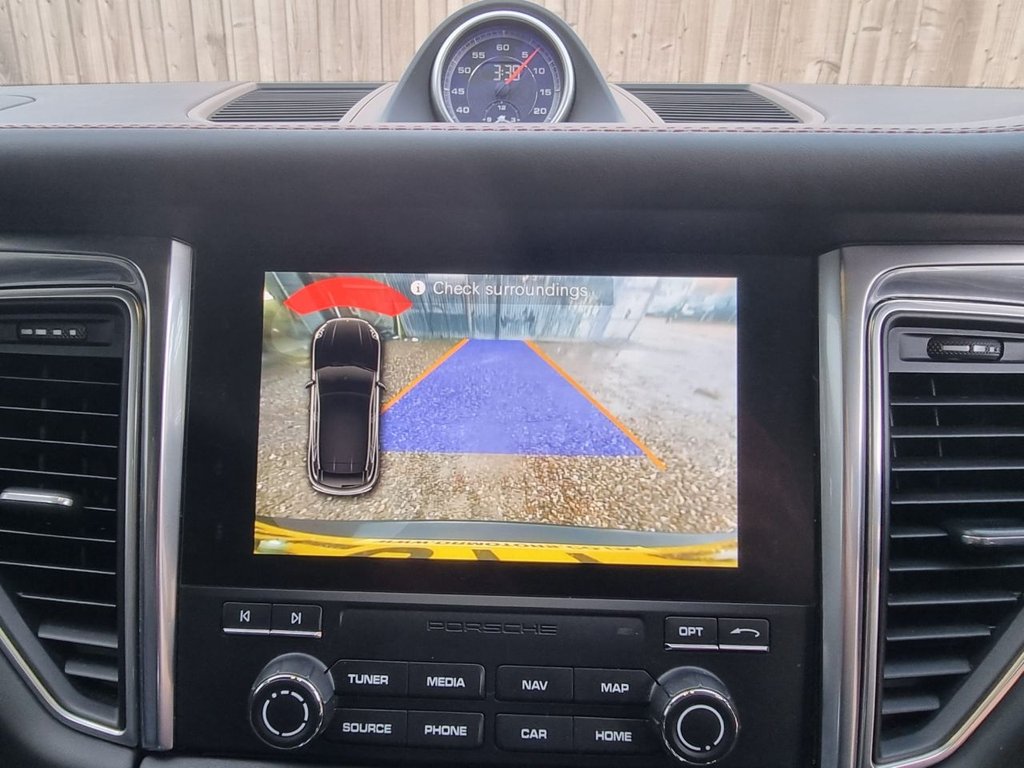 Used Porsche Macan 2017 for sale - 77394308: Photo 23