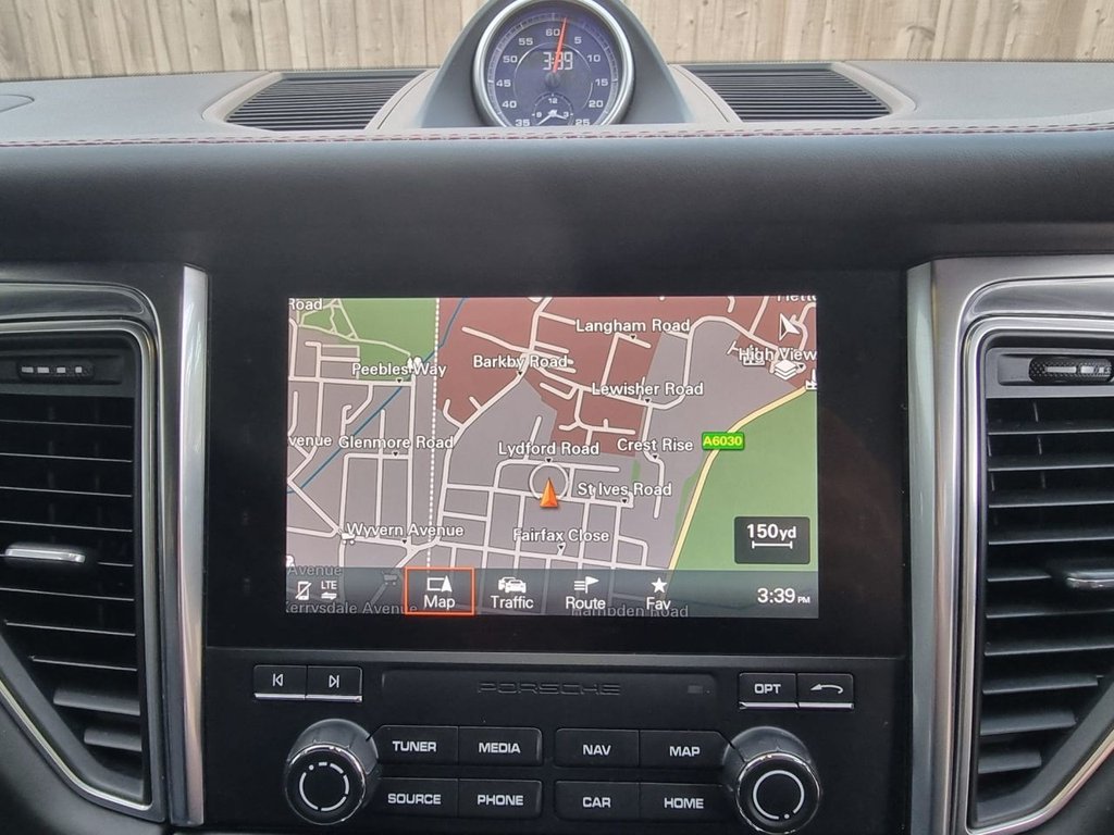 Used Porsche Macan 2017 for sale - 77394308: Photo 3