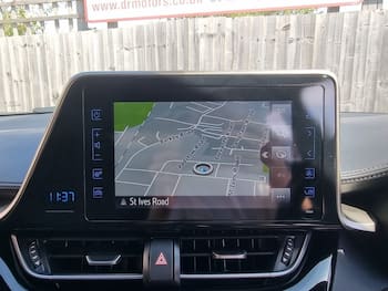 Used Toyota C-HR 2019 for sale - 79493502: Photo
