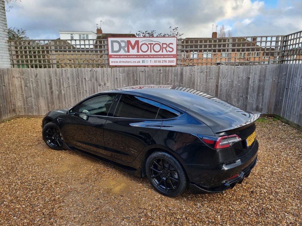 Used Tesla Model 3 2019 for sale - 77161812: Photo 24