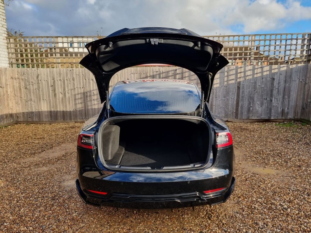 Used Tesla Model 3 2019 for sale - 77161812: Photo 40