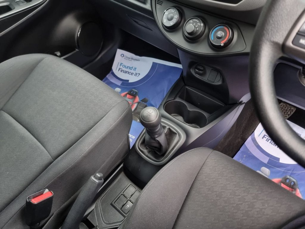 Used Toyota Yaris 2018 for sale - 76711377: Photo 17