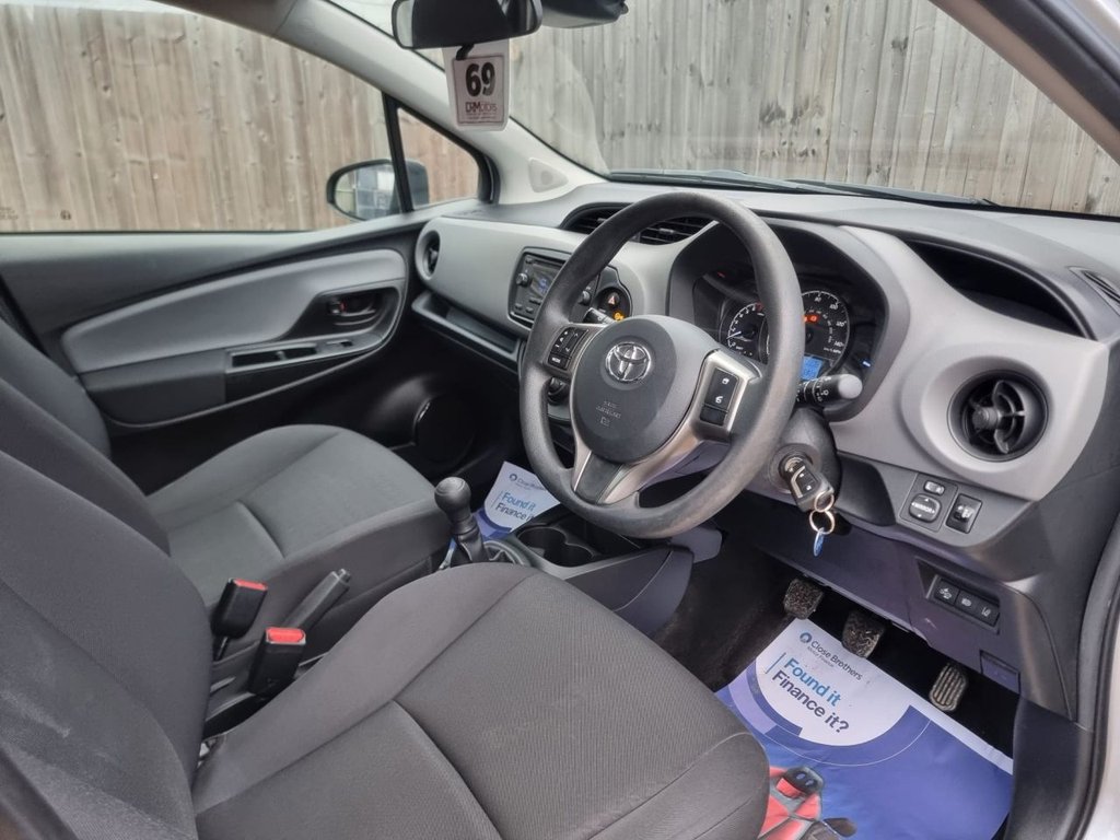 Used Toyota Yaris 2018 for sale - 76711377: Photo 23