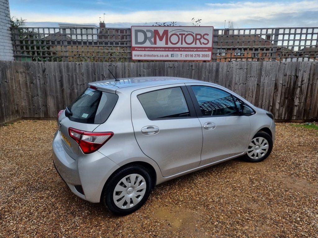Used Toyota Yaris 2018 for sale - 76711377: Photo 46