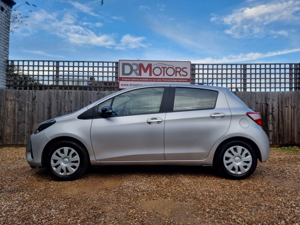 Used Toyota Yaris 2018 for sale - 76711377: Photo 48