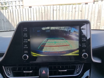 Used Toyota C-HR 2023 for sale - 78315677: Photo
