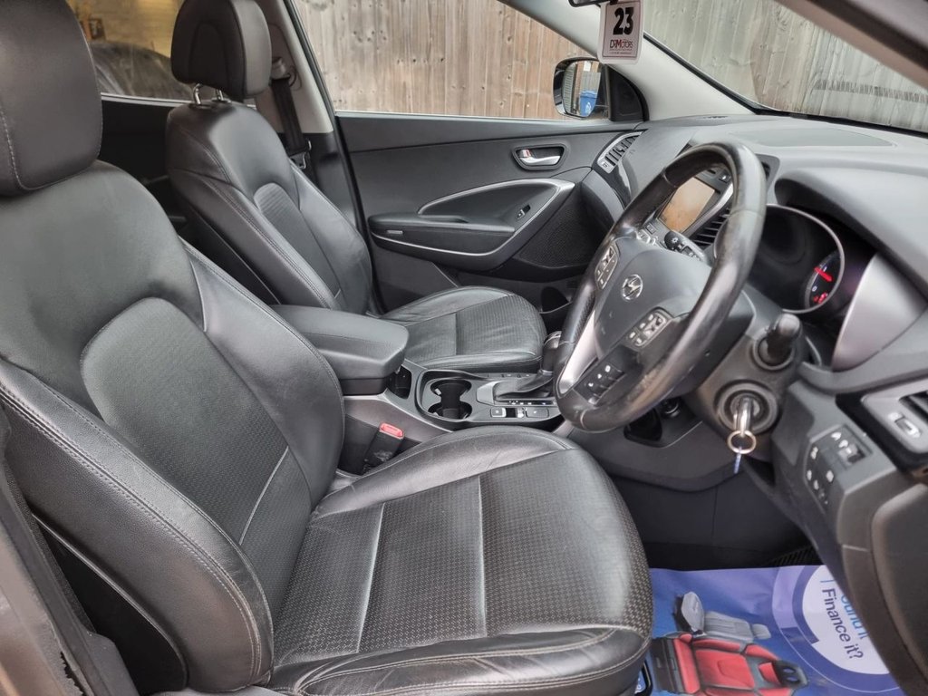 Used Hyundai Santa Fe 2014 for sale - 76172942: Photo 33