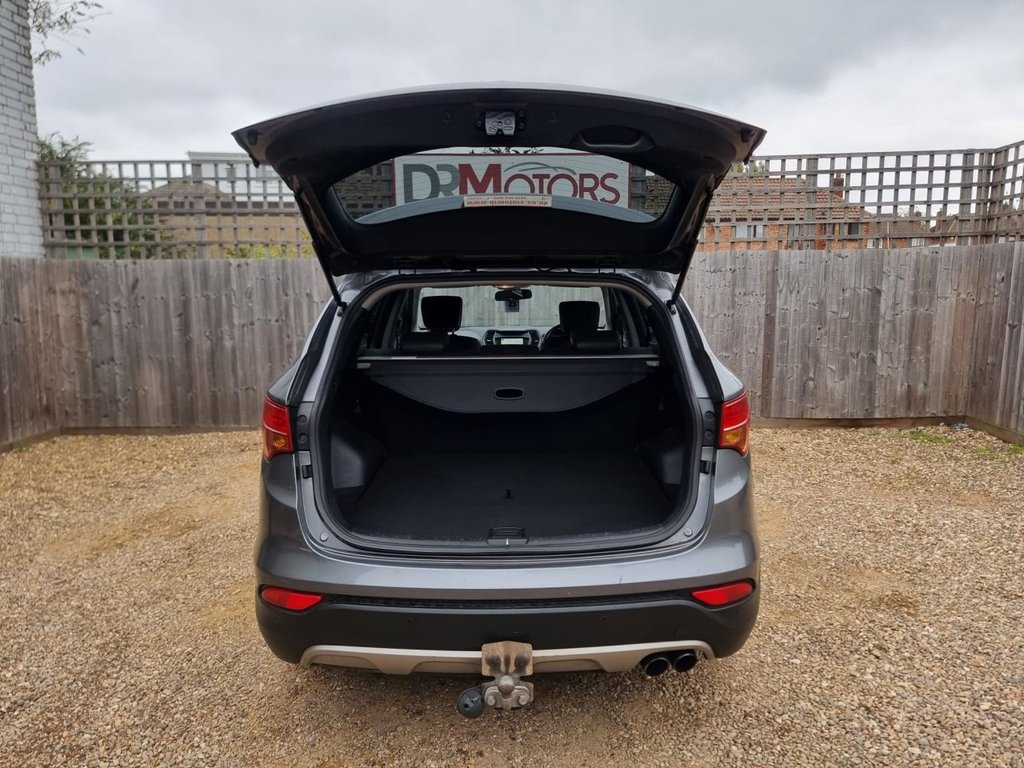 Used Hyundai Santa Fe 2014 for sale - 76172942: Photo 36