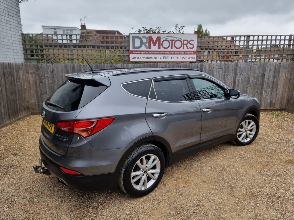 Used Hyundai Santa Fe 2014 for sale - 76172942: Photo 47