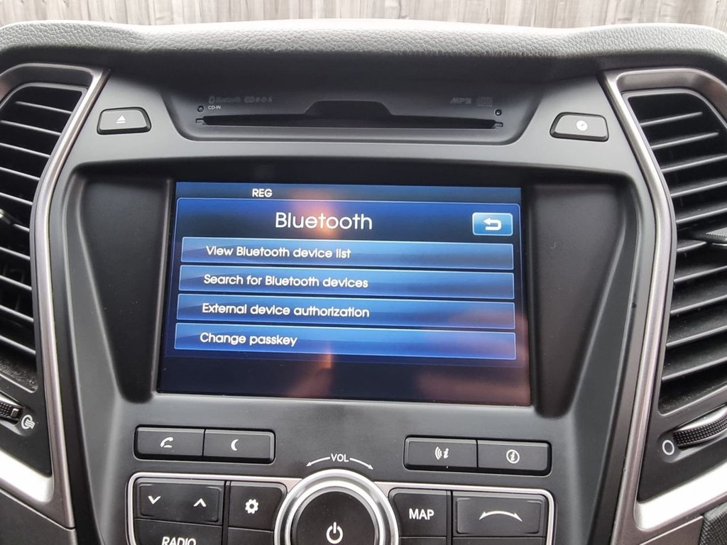 Used Hyundai Santa Fe 2014 for sale - 76172942: Photo 50