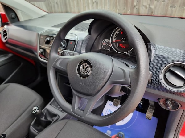 Used Volkswagen up! 2018 for sale - 74529405: Photo 18