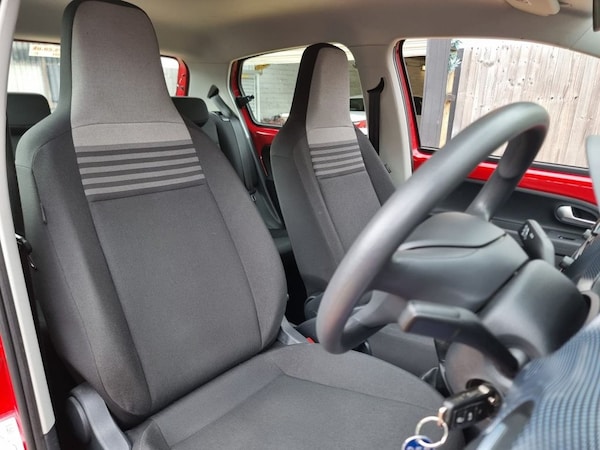 Used Volkswagen up! 2018 for sale - 74529405: Photo 49