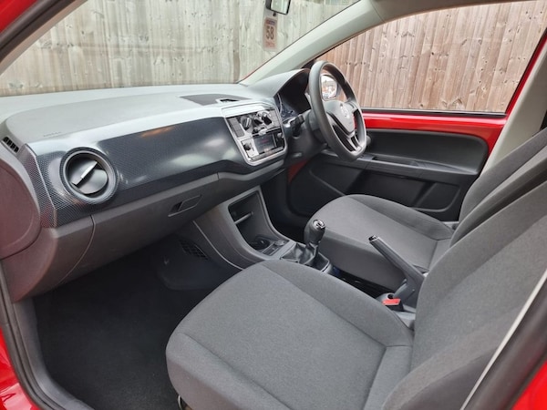 Used Volkswagen up! 2018 for sale - 74529405: Photo 6