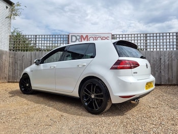 Used Volkswagen Golf 2014 for sale - 79141750: Photo