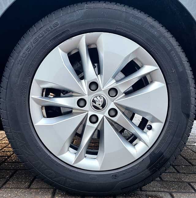 Used Skoda Octavia 2022 for sale - 77107405: Photo 5