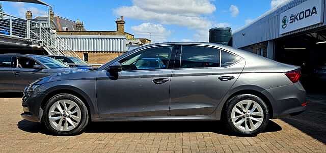 Used Skoda Octavia 2023 for sale - 75982475: Photo 4