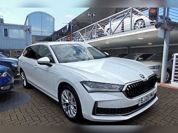 Used Skoda Superb 2025 for sale - 77743482: Photo