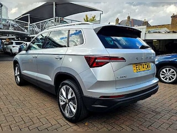 Used Skoda Karoq 2024 for sale - 76224474: Photo