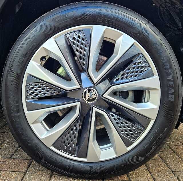 Used Skoda Karoq 2024 for sale - 76224474: Photo 5