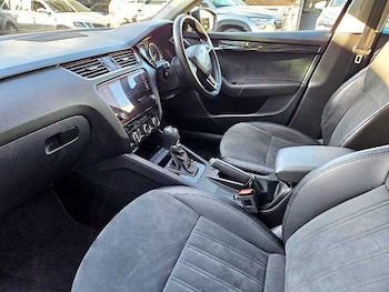 Used Skoda Octavia 2018 for sale - 76280699: Photo