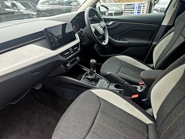 Used Skoda Kamiq 2024 for sale - 74722674: Photo 2