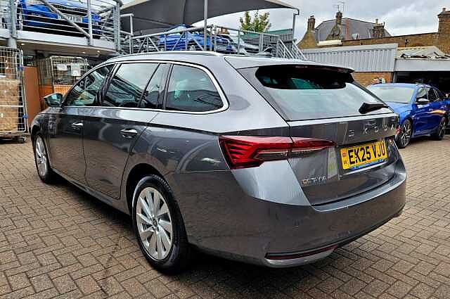 Used Skoda Octavia 2025 for sale - 75760870: Photo 3