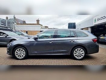 Used Skoda Octavia 2025 for sale - 75760871: Photo