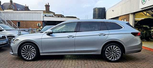 Used Skoda Superb 2025 for sale - 75891075: Photo 4