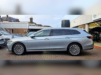 Used Skoda Superb 2025 for sale - 75891075: Photo