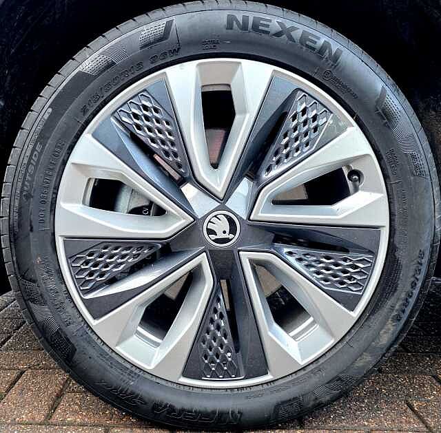 Used Skoda Karoq 2025 for sale - 77189133: Photo 5