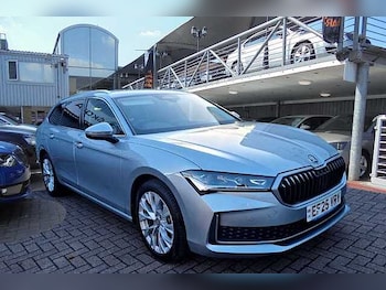 Used Skoda Superb 2025 for sale - 77465511: Photo