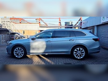 Used Skoda Superb 2025 for sale - 77465511: Photo