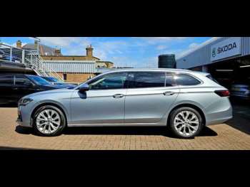 Used Skoda Superb 2024 for sale - 74807420: Photo