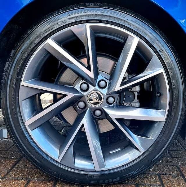 Used Skoda Superb 2023 for sale - 68829930: Photo 5